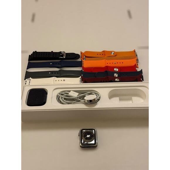 Hermes 44MM Apple Watch Face Series 4 Stainless Steel 10+ Free Bands Bundle - Picture 4 of 6